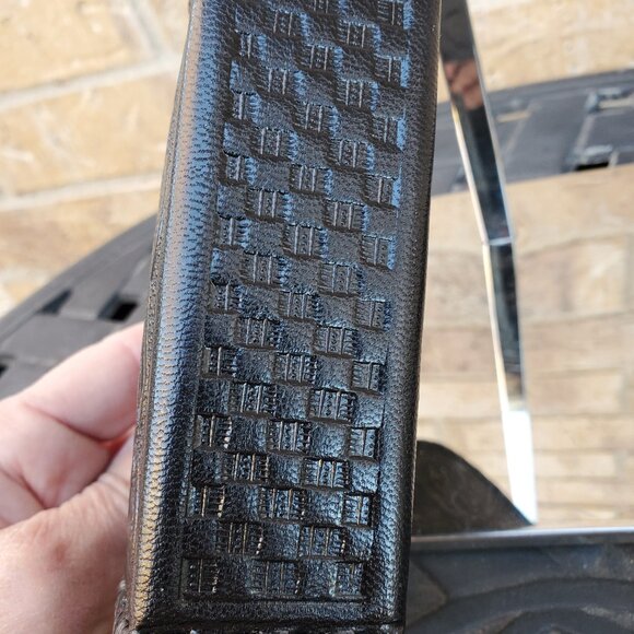 Black Mexican Hand Tooled Coin purse - Picture 4 of 5